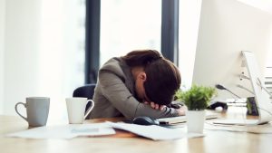 10 Estrategias Efectivas para Prevenir el Síndrome de Burnout en el Lugar de Trabajo